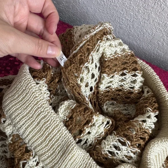 NEW w TAGS 🏷️ La Vie Crochet 2-Piece Pants & Button-Up Set (Women’s Size Medium) - Picture 11 of 12